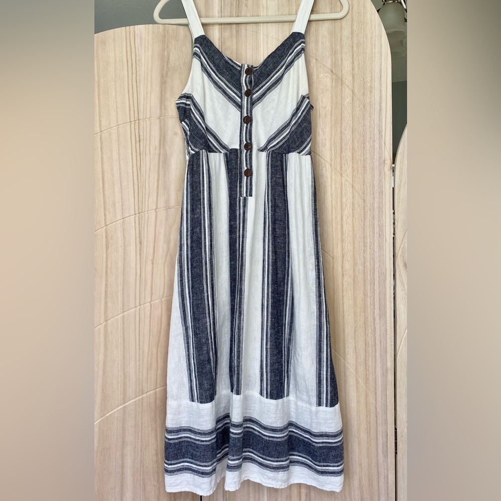 Universal Threads Navy Stripe Sundress Small